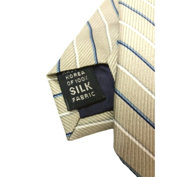 IZOD Mens Neck Tie Diagonal Striped 100% Silk Beige Business Job Interview Event - Picture 5 of 6